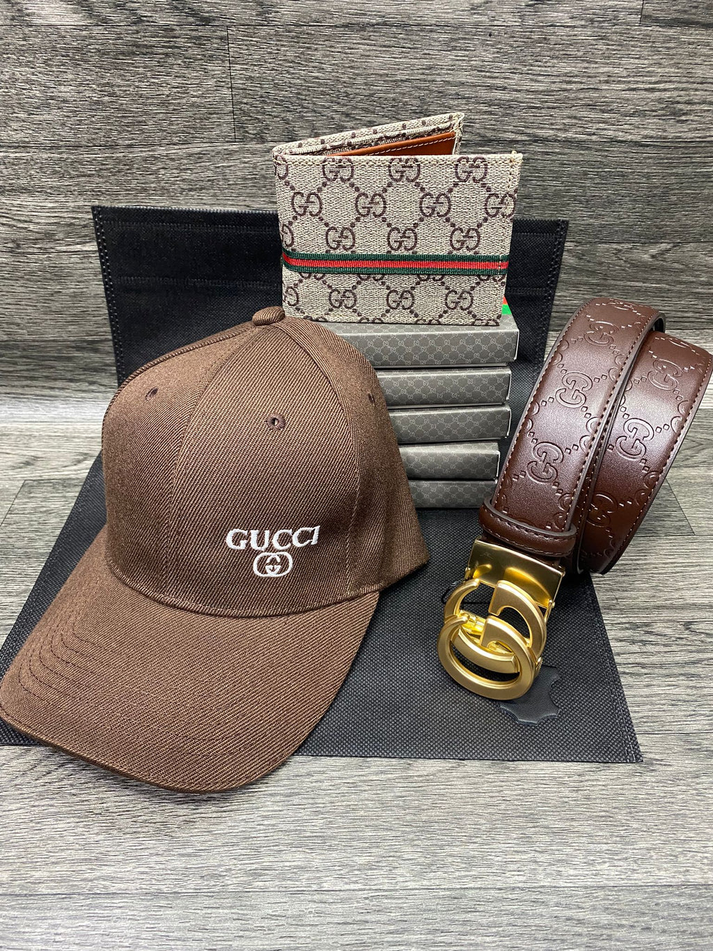 KIT GORRA  Gucci