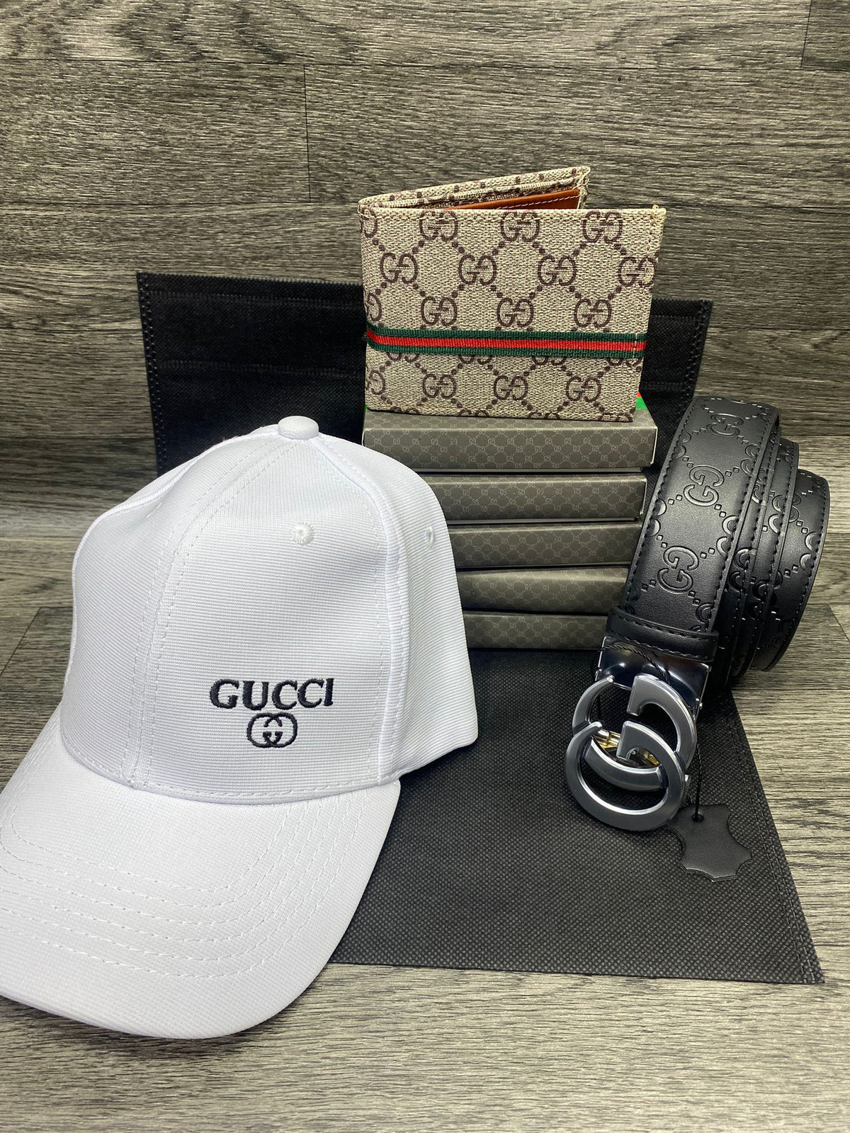 KIT GORRA  Gucci
