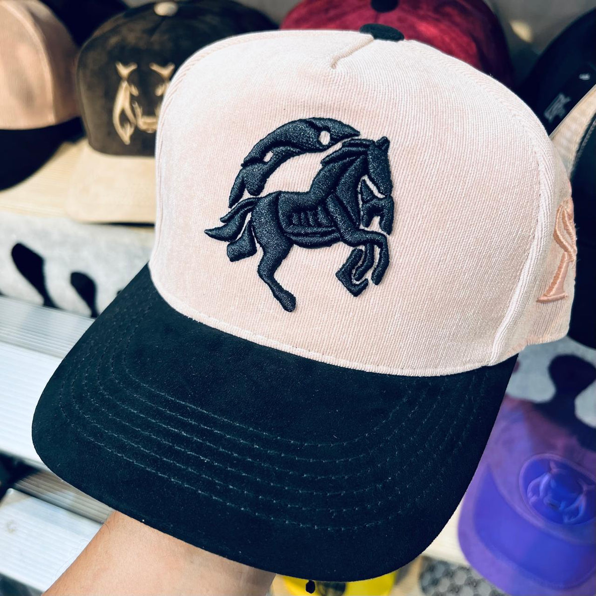 Gorra Agropecuaria Premium:Tradición del Campo con Estilo y Elegancia